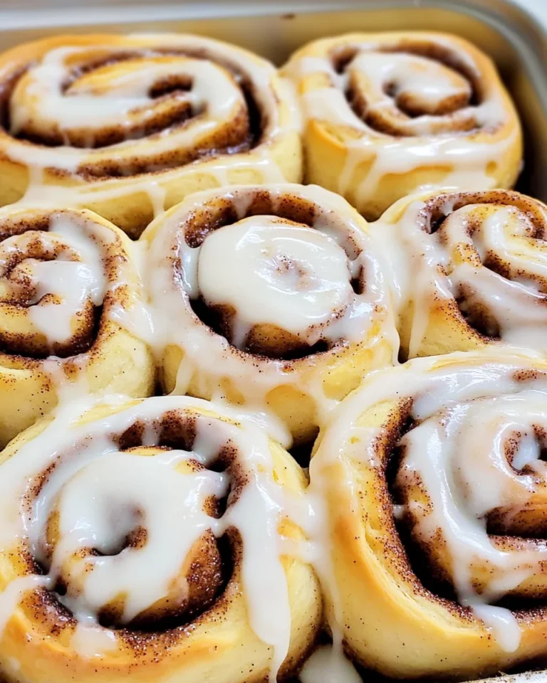 Best Homemade Cinnamon Rolls Recipe {Copycat Cinnabon Recipe}